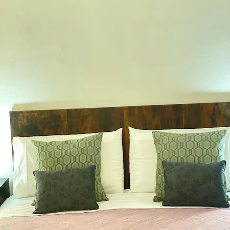 Smart Gold Elegant Style Apartment